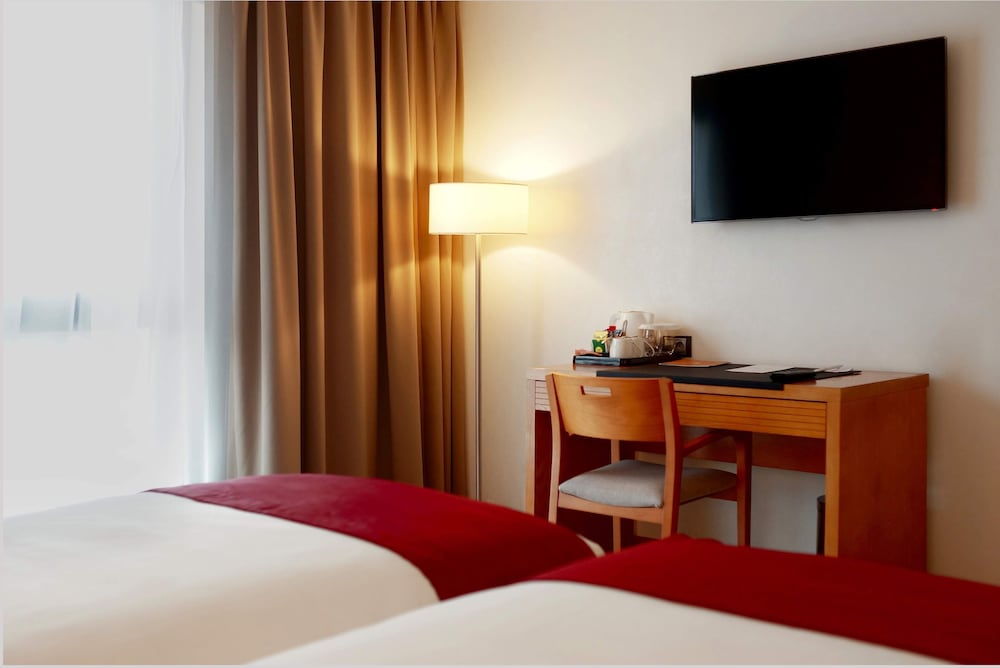 Star Land Hotel 12/60