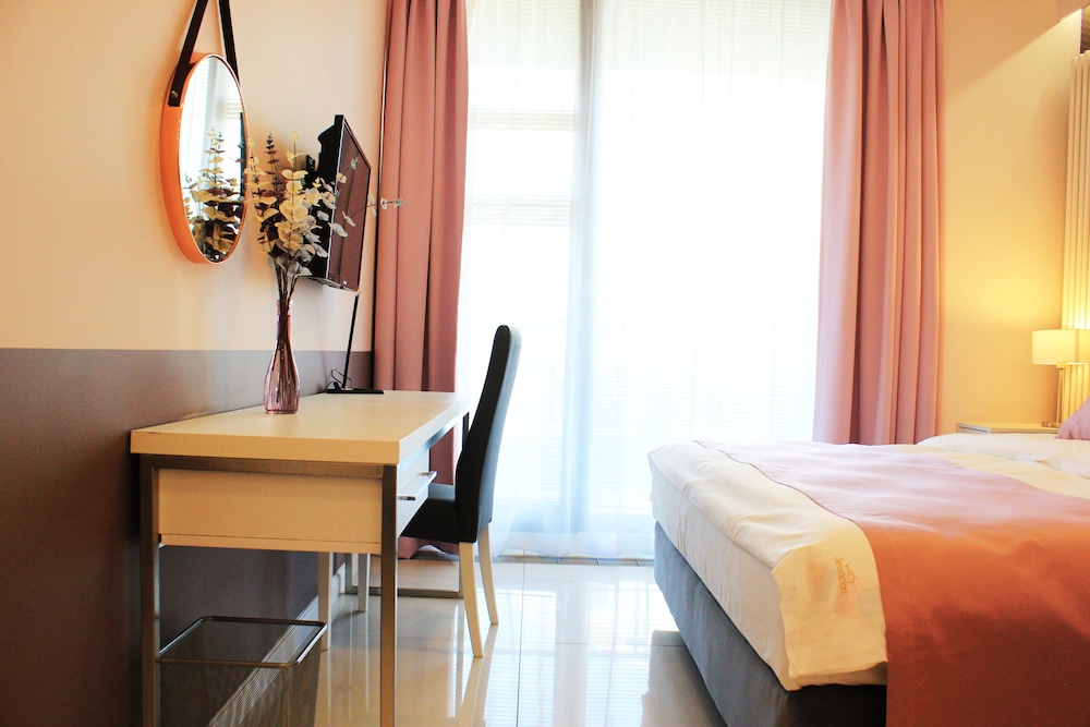 Jessapart Hotel - Triton Park 28/50