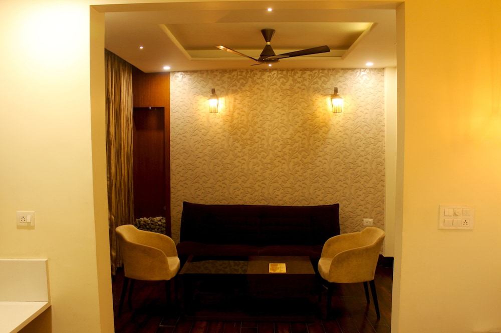 Hotel Himalaya 7/49