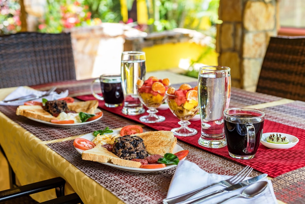 La Terraza Guest House 39/50