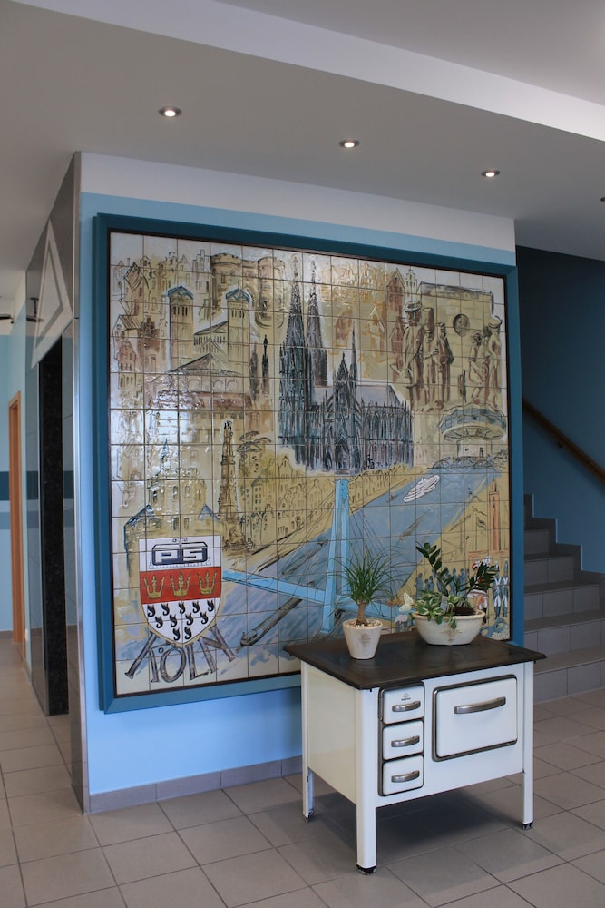Hotel Am Freischuetz 4/50