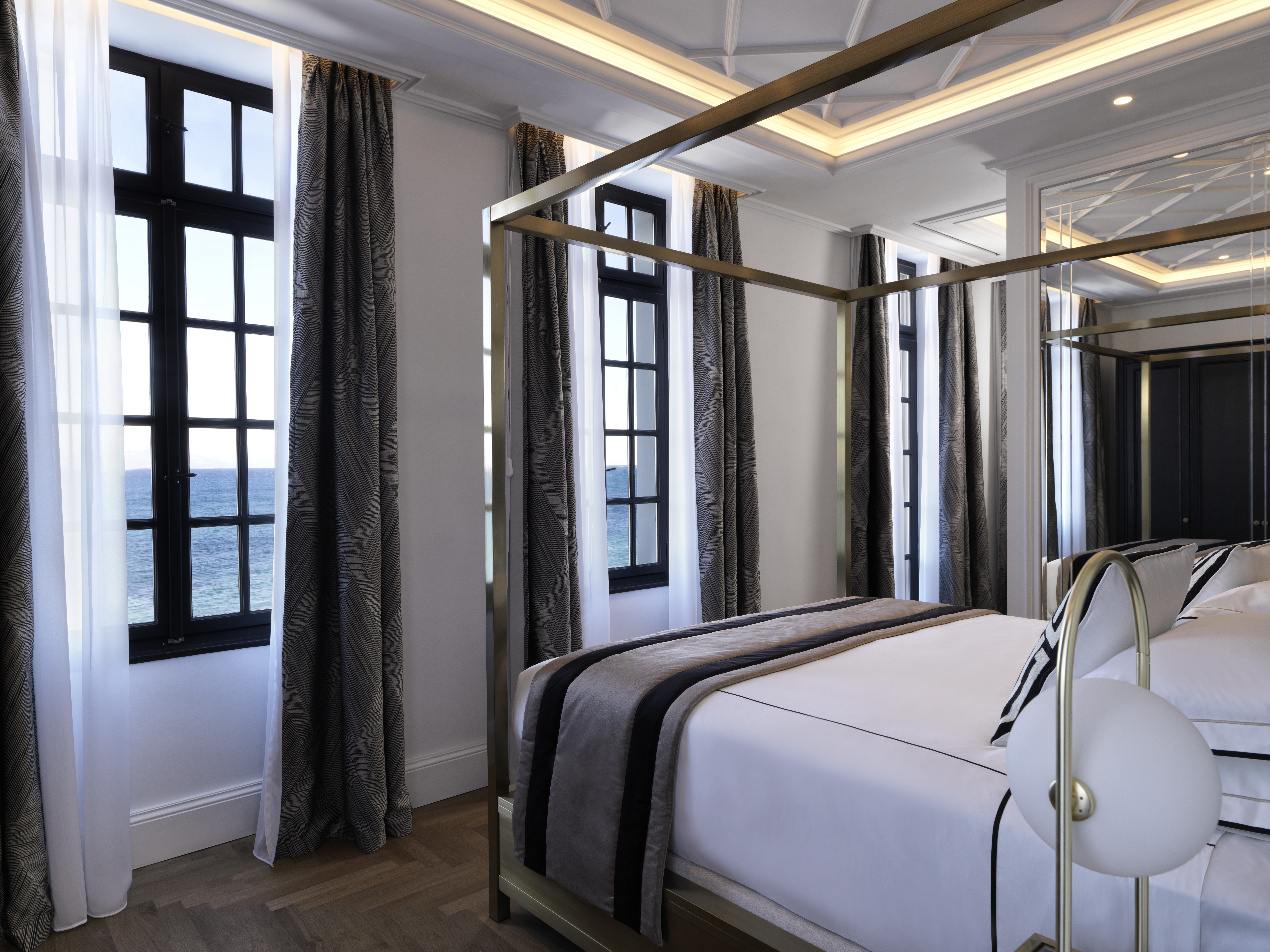 LOFT, EXECUTIVE, SUITE
