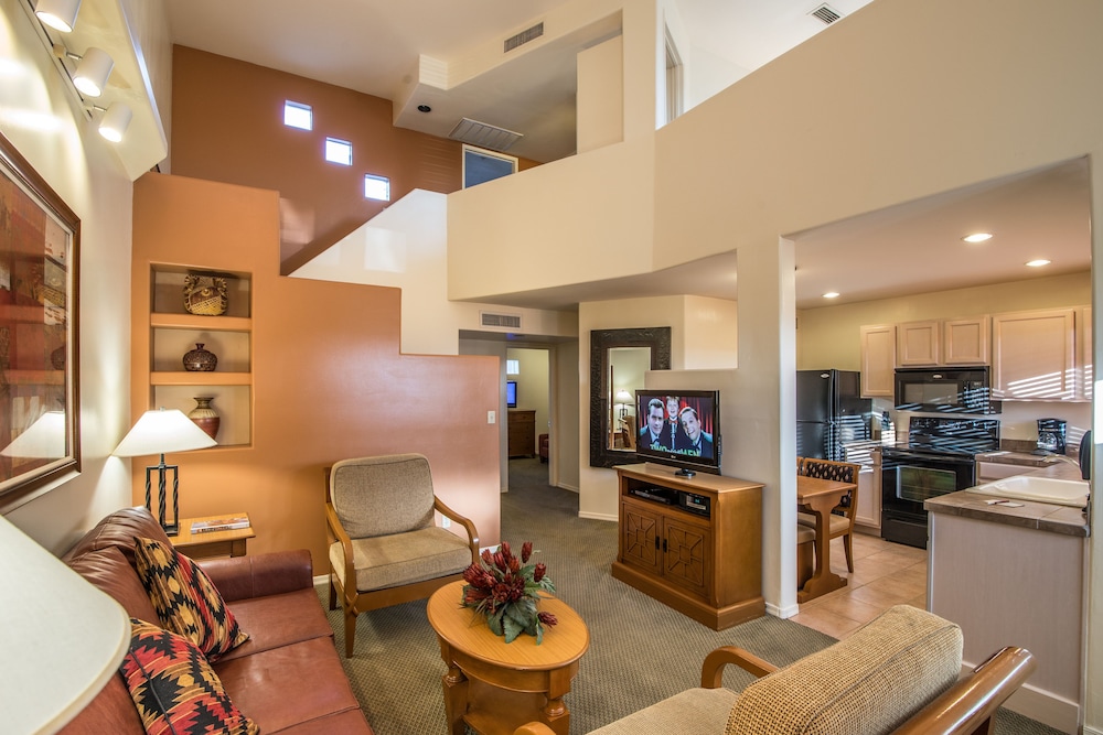 Villas of Cave Creek 25/42