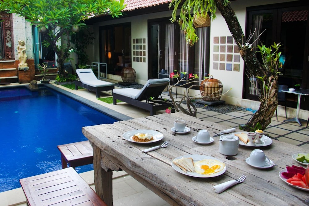 SINDHU MERTHA SUITE 43/49
