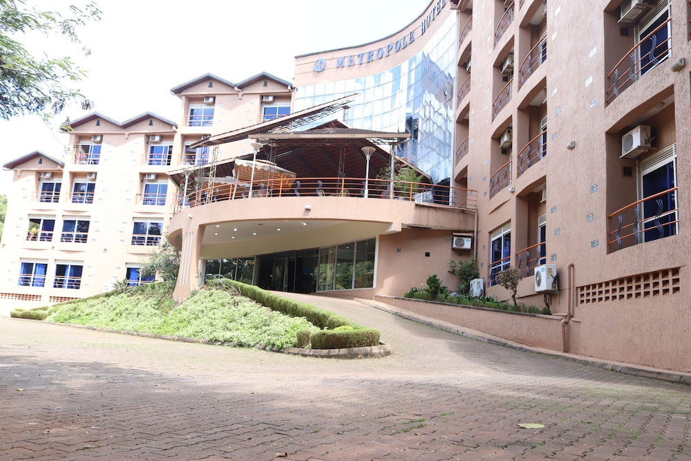 METROPOLE HOTEL 49/51