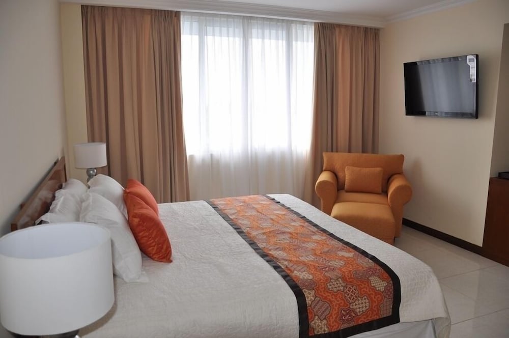 Dermaga Keluarga Hotel 7/16