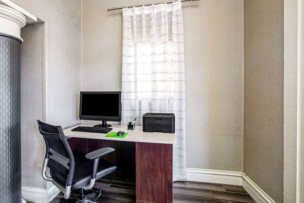 La Quinta Inn Sacramento North 31/39