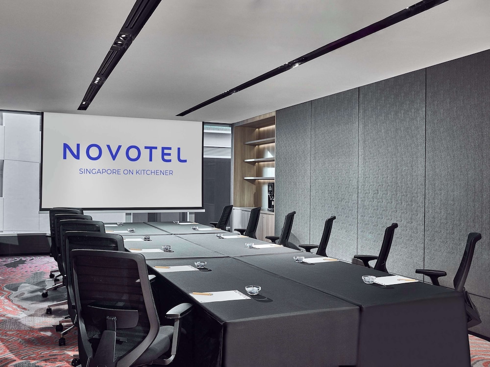 Novotel Singapore on Kitchener 56/61
