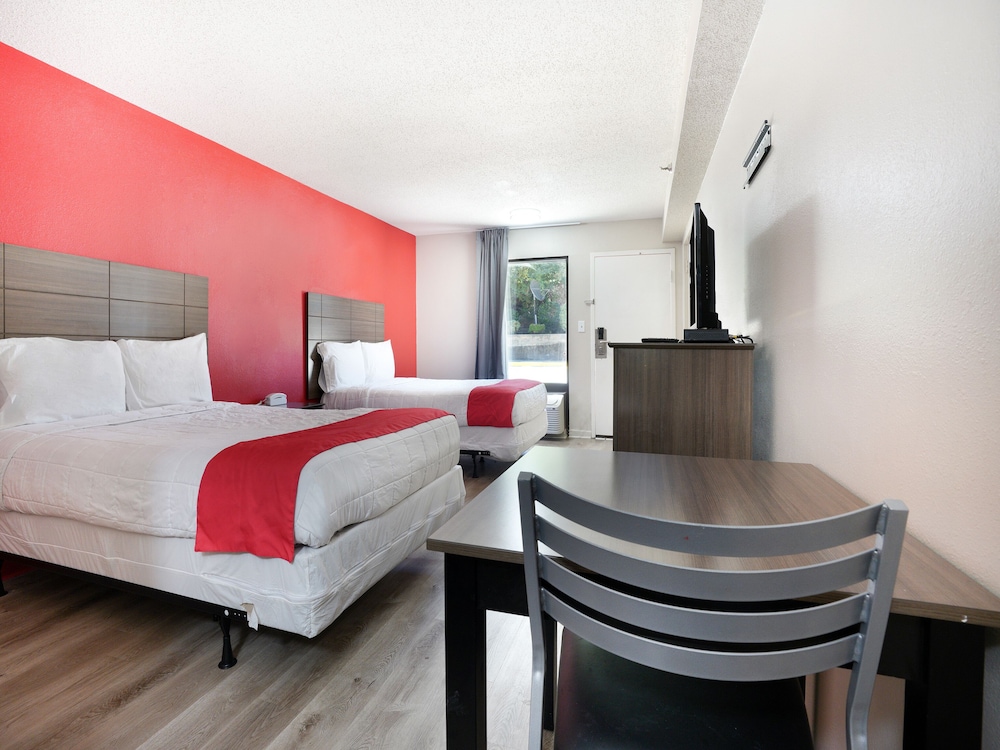 Oyo Hotel Decatur I 285 The Perimeter 8/30