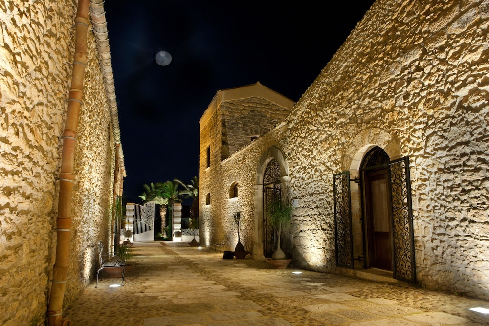 Borgo Degli Angeli 40/50