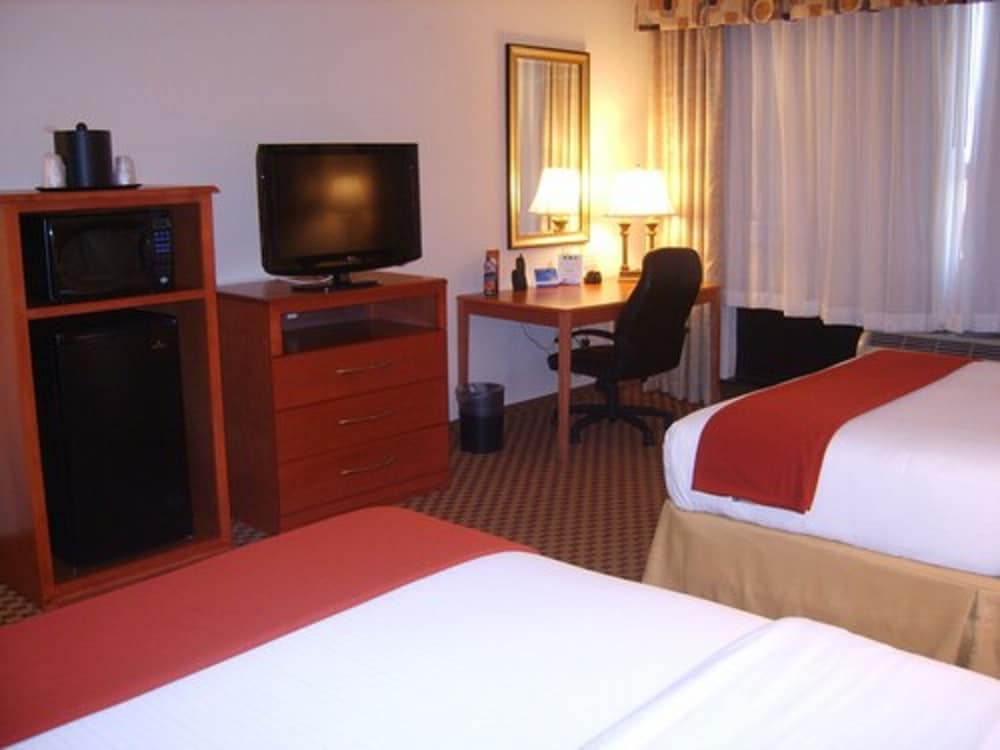 Holiday Inn Express Hotel And Suites Midland Loop 250 20/71