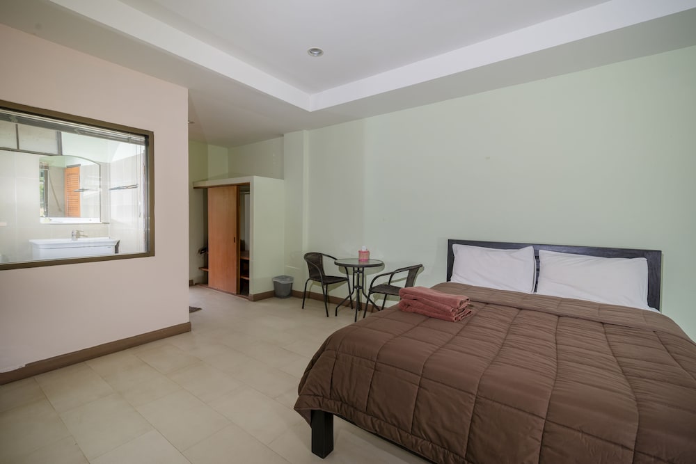 Banlanna Hotel Lampang (ex. Banlanna Serviced Apartment) 21/44