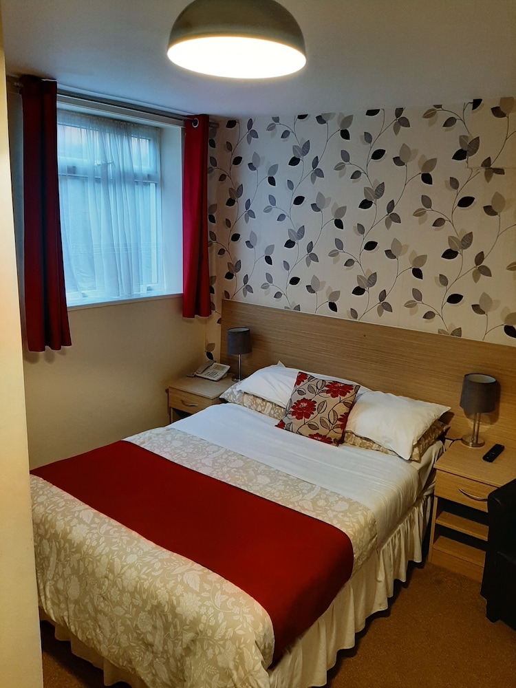Sportsview Guest House 37/61