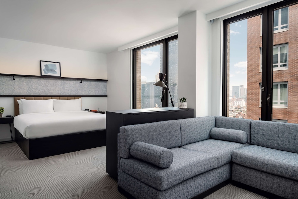 Arlo Midtown 26/47