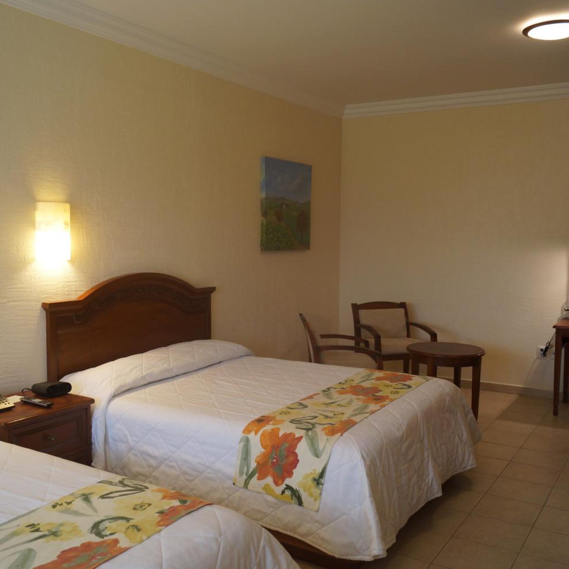 Room, Twin Beds