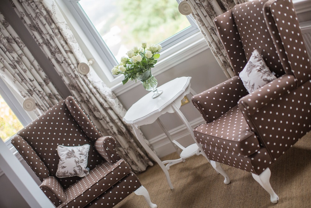 Grays Boutique B&B 48/50