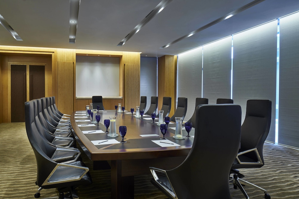 Four Points By Sheraton Chengdu Pujiang Resort 37/37