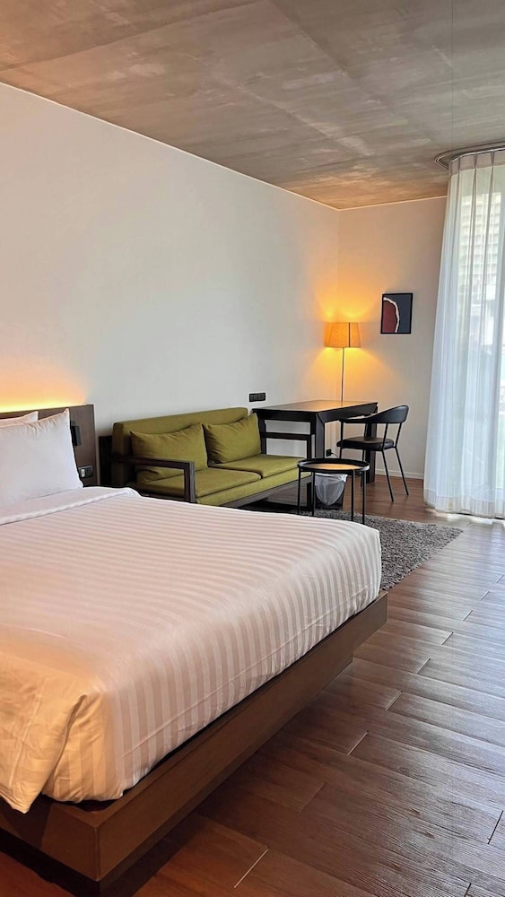 Norma Hotel Sathorn 30/50