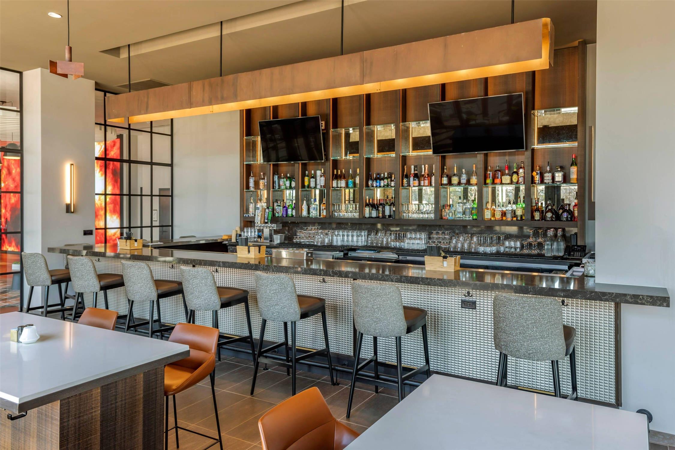 Cambria Hotel Washington D.C. Navy Yard Riverfront 23/34