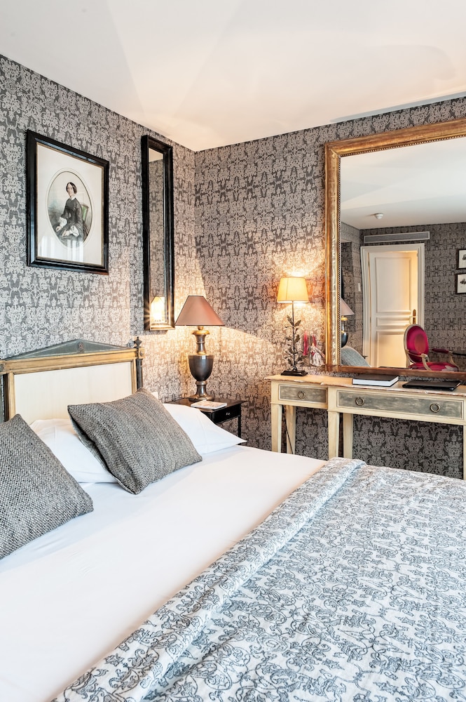 Hotel Chateaubriand 6/48