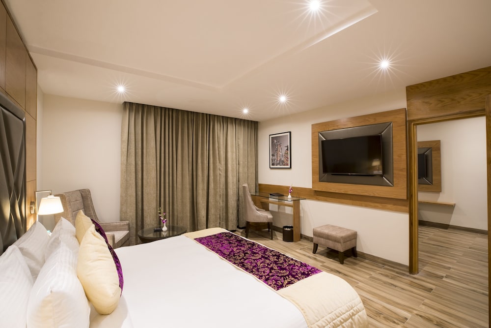 Regenta Central Cassia Zirakpur Chandigarh 7/42