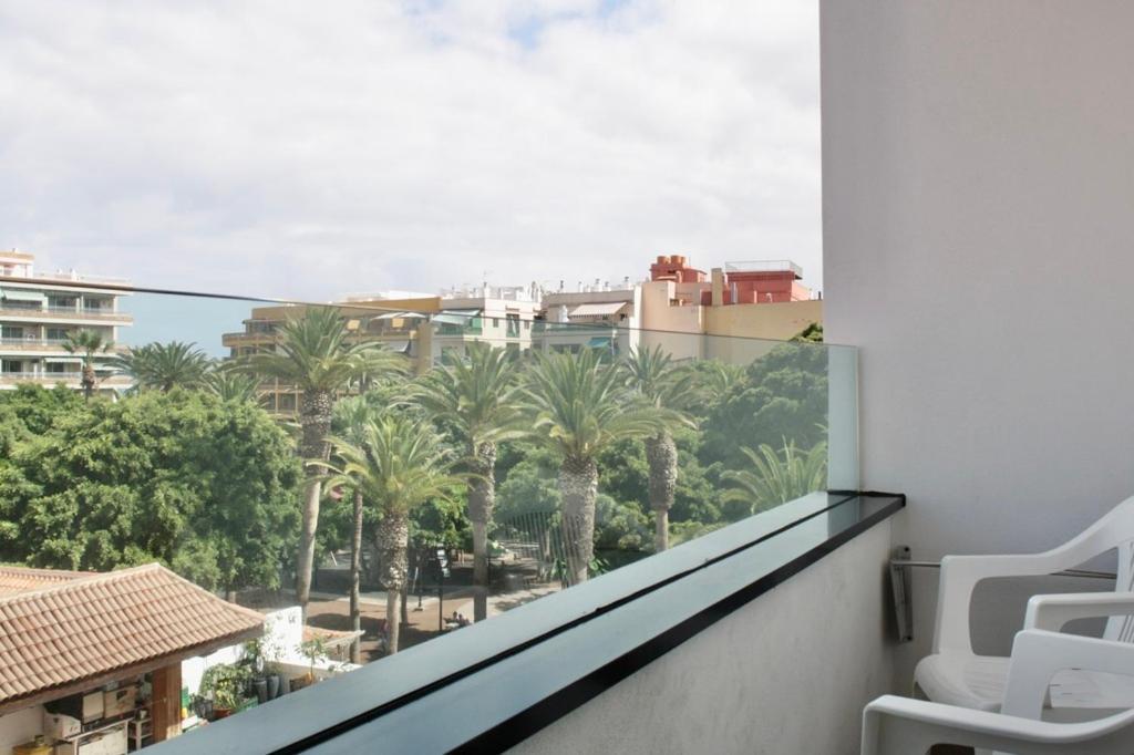 Hotel Tropical 50/56