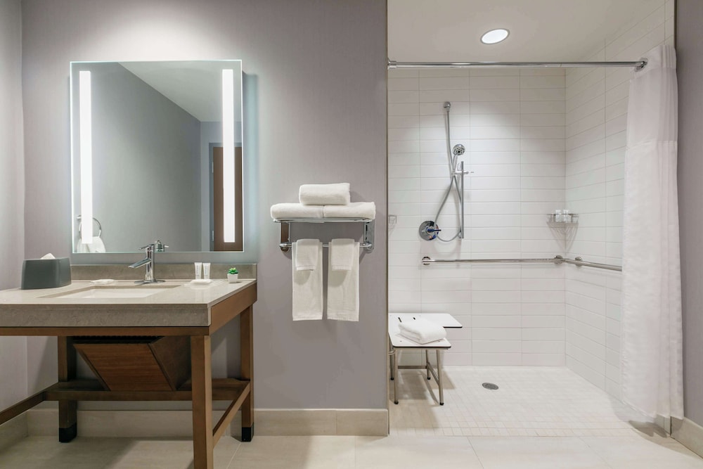 Hyatt Place Fort Worth/TCU 50/50