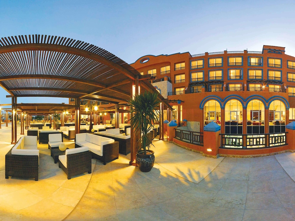 Movenpick Resort El Sokhna 71/77