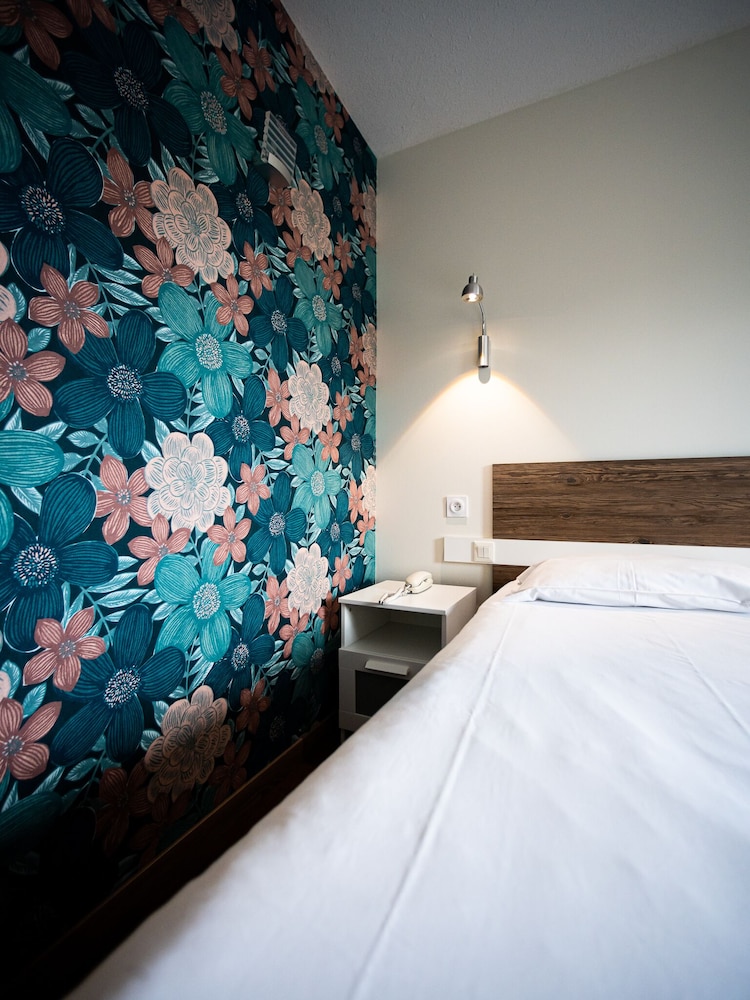 Hotel Grand Cap 18/38