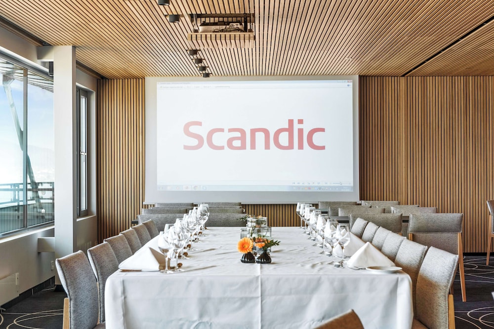 Scandic Parken 62/65