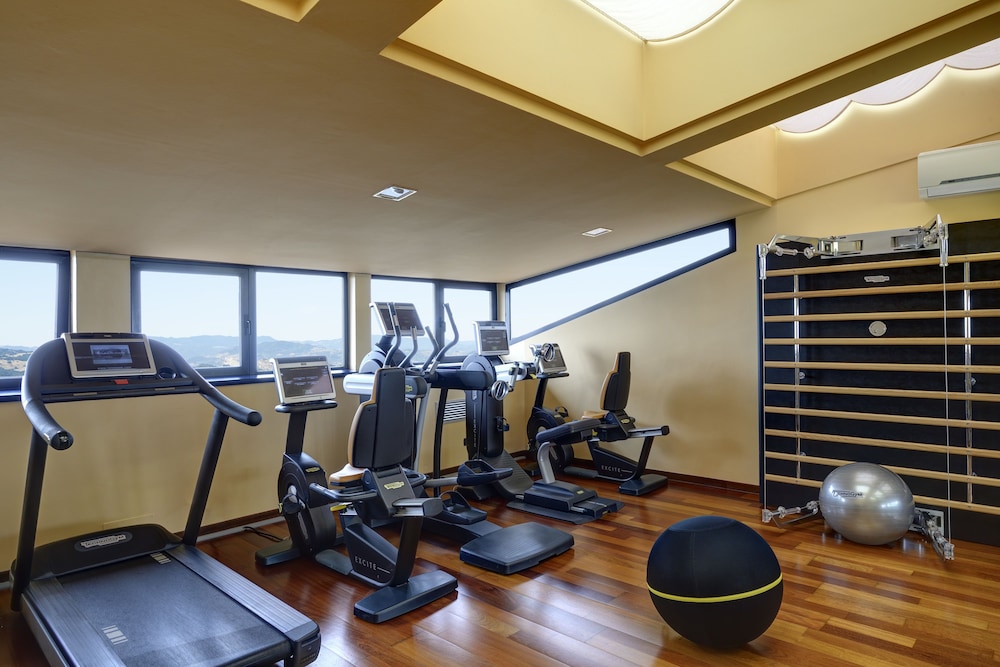 Titano Suites 9/32