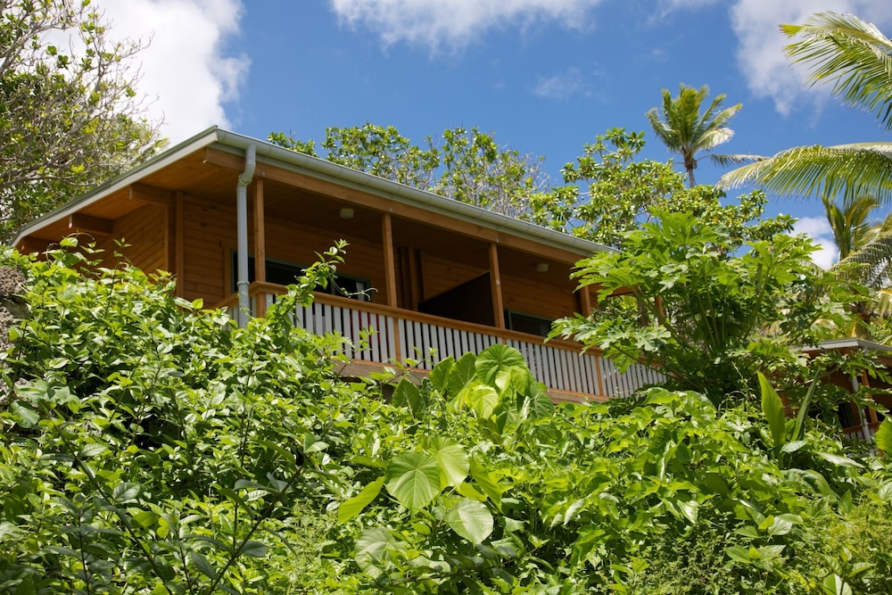 SCENIC MATAVAI RESORT NIUE 3/50