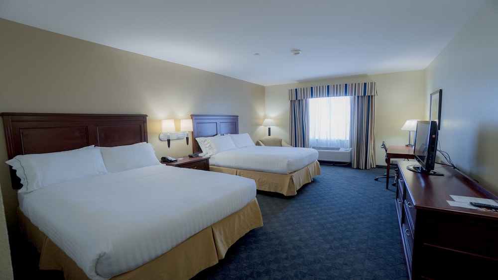 Holiday Inn Express Hotel And Suites Pampa 13/54