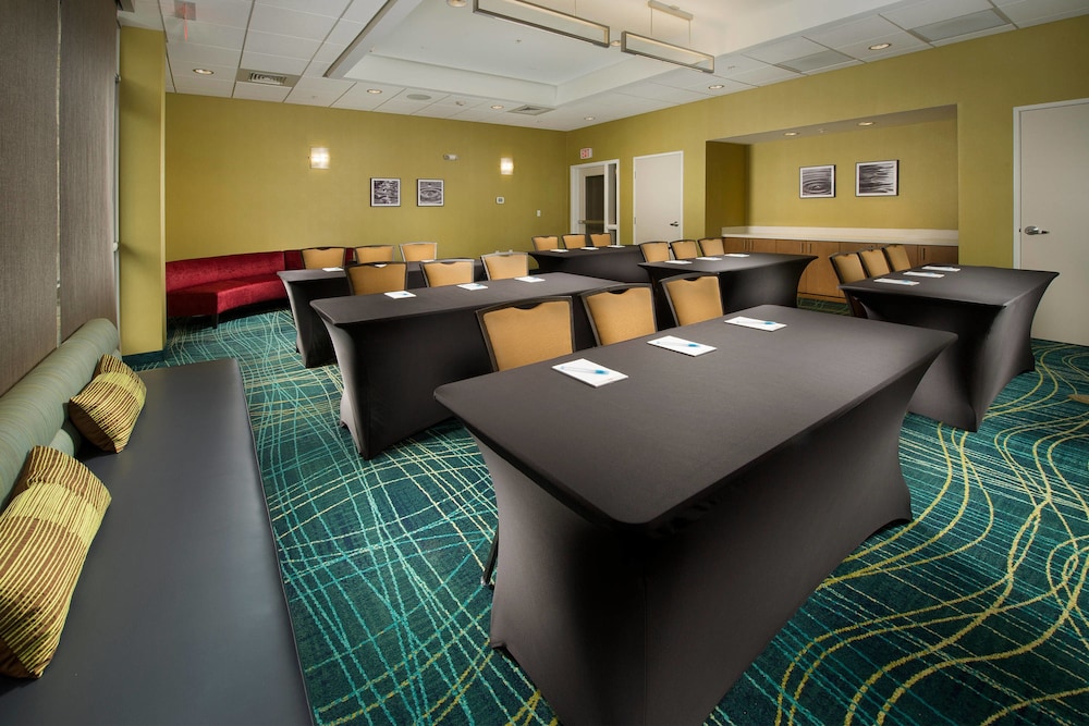 Springhill Suites Bridgeport Clarksburg 35/38
