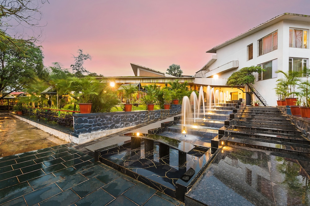 Manas Lifestyle Resort 44/50
