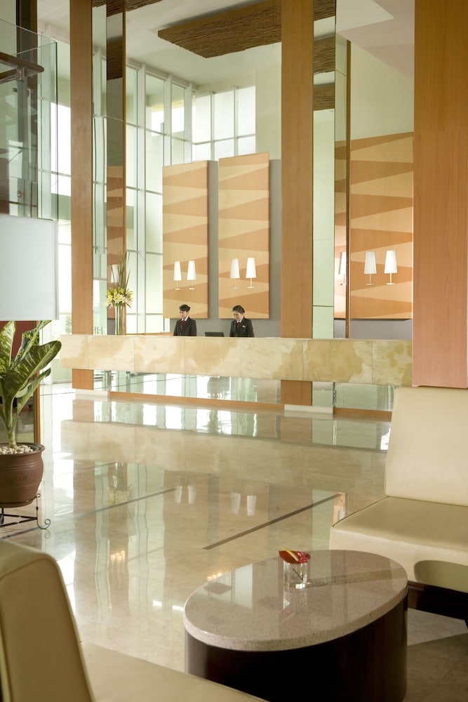 Hotel Santika Bsd City 6/30
