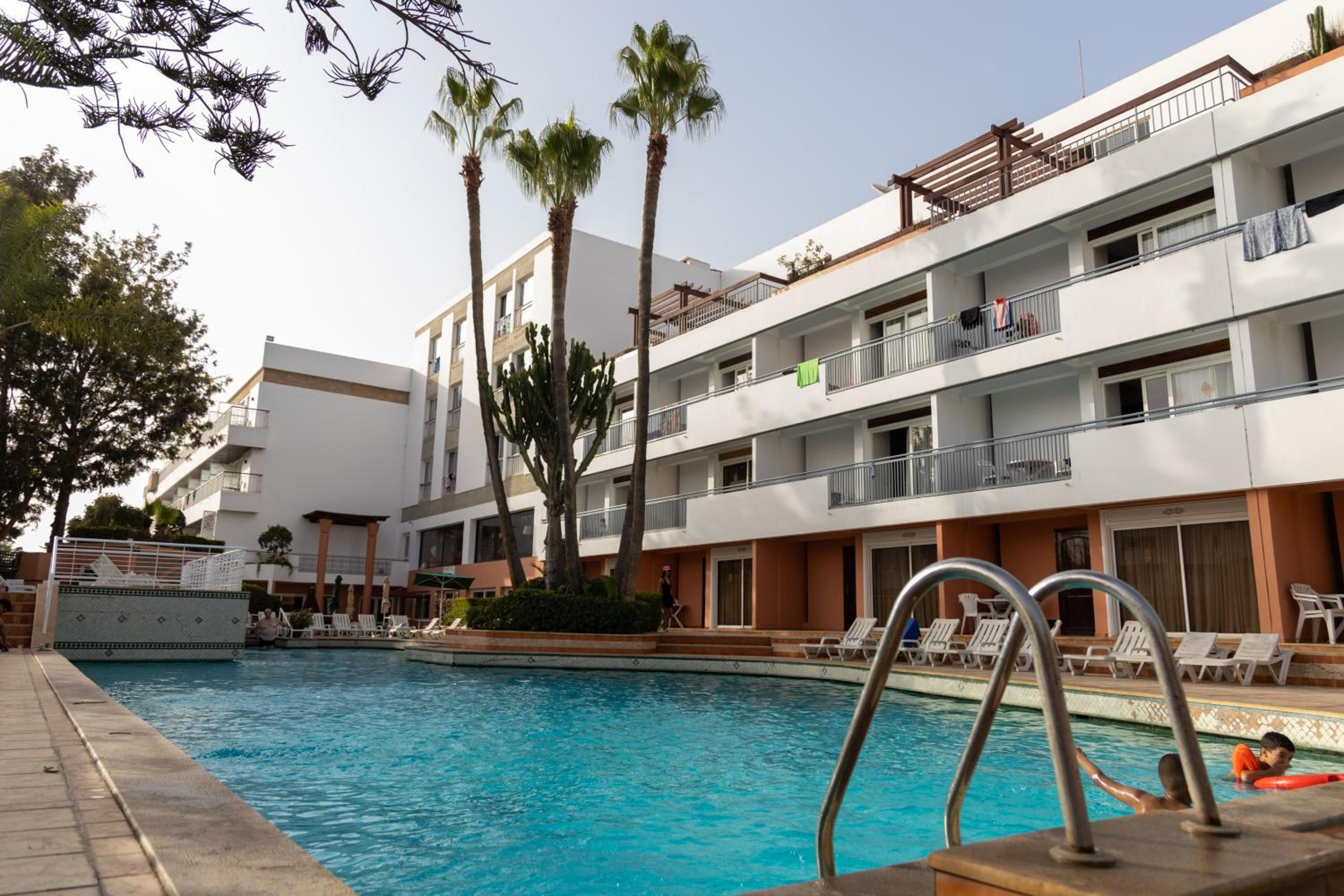 Kamal Hotel 5/55