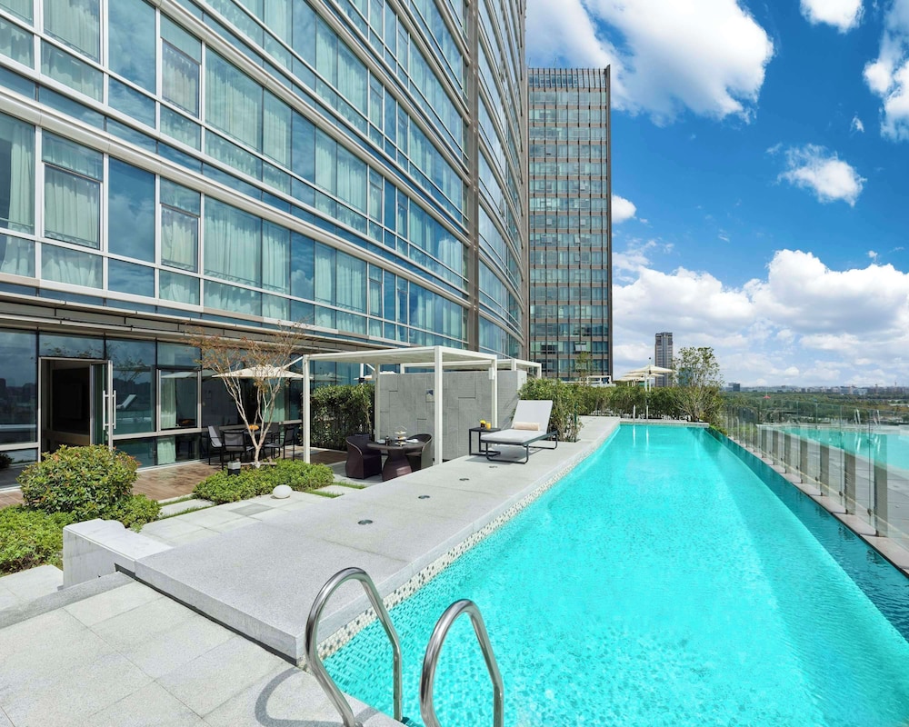 Hyatt Regency Shanghai Songjiang 45/48