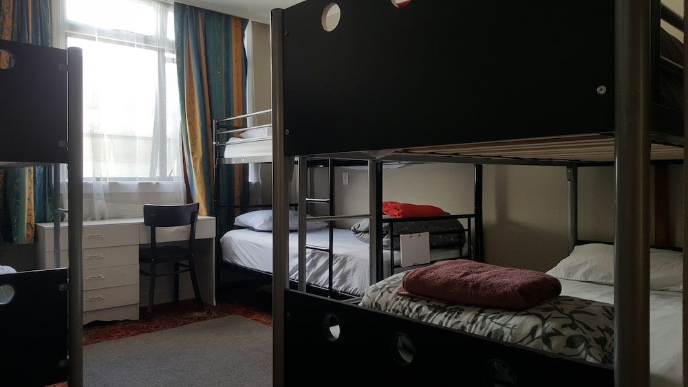 Ariki Backpackers 32/71