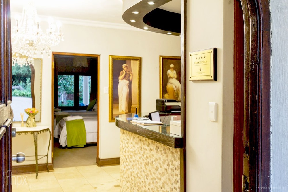 OR Tambo Guest House 47/49
