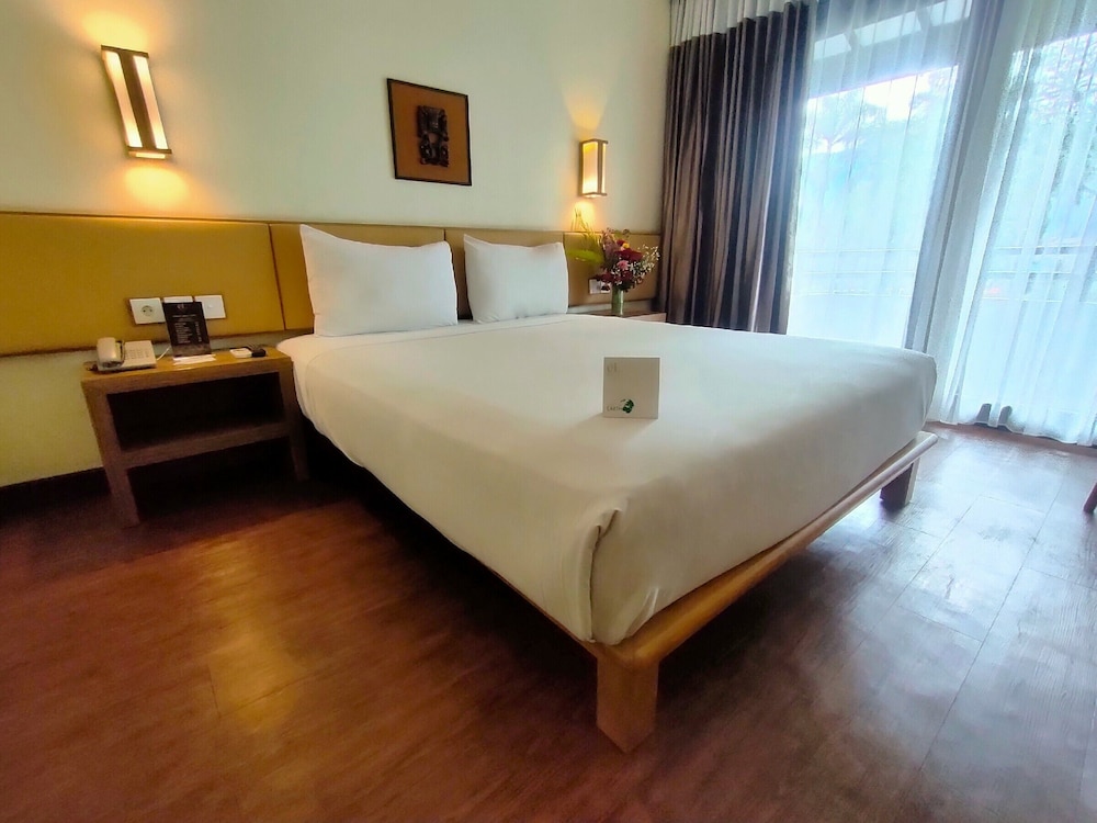El Hotel Kartika Wijaya Batu 27/57