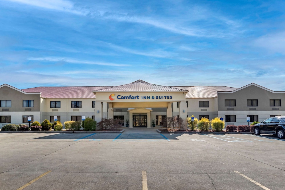 Comfort Inn & Suites Leeds I-20 2/18