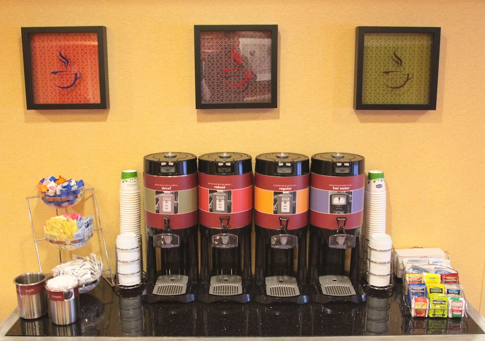 Hampton Inn Hampton Newport News Virginia 40/45
