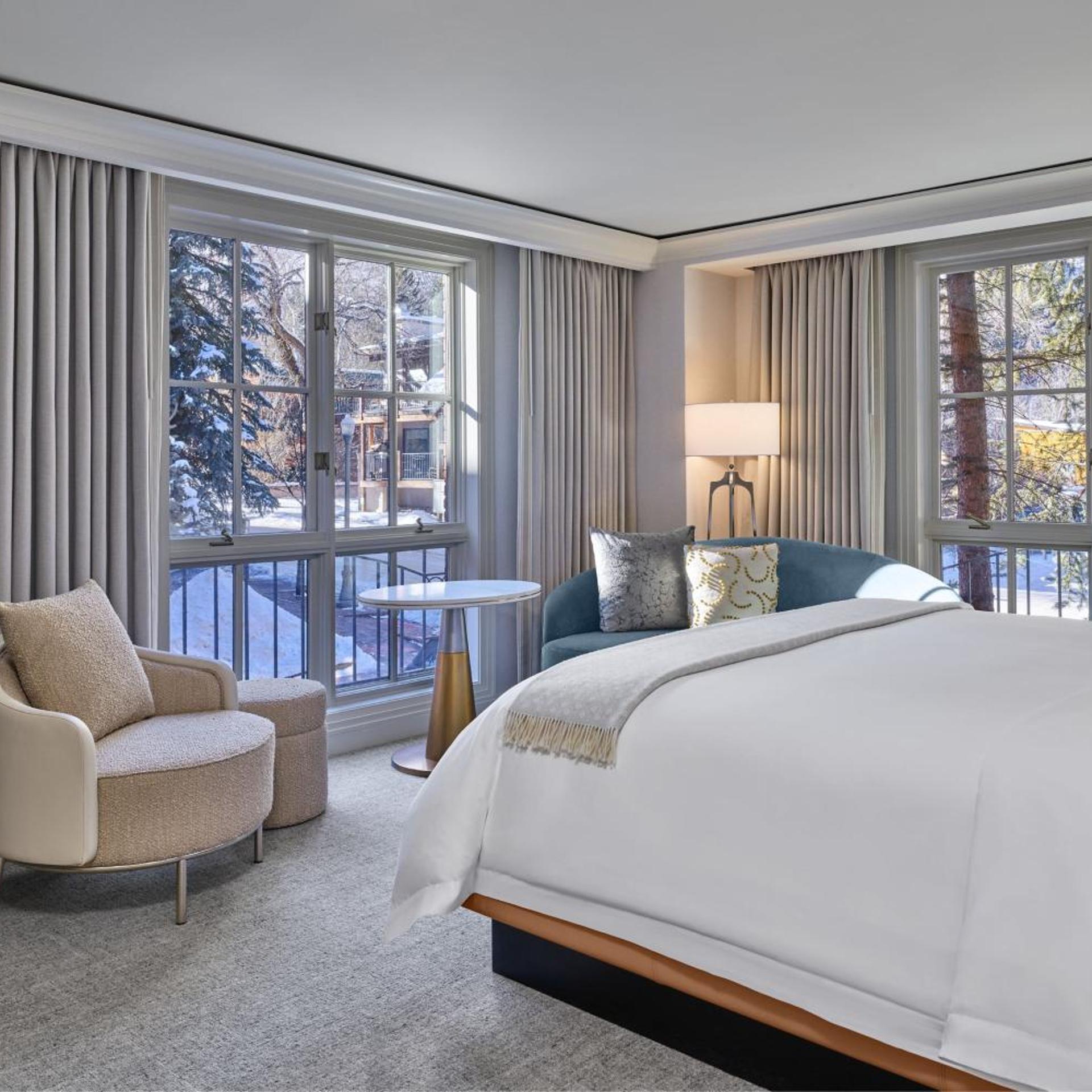 Deluxe, King Bed