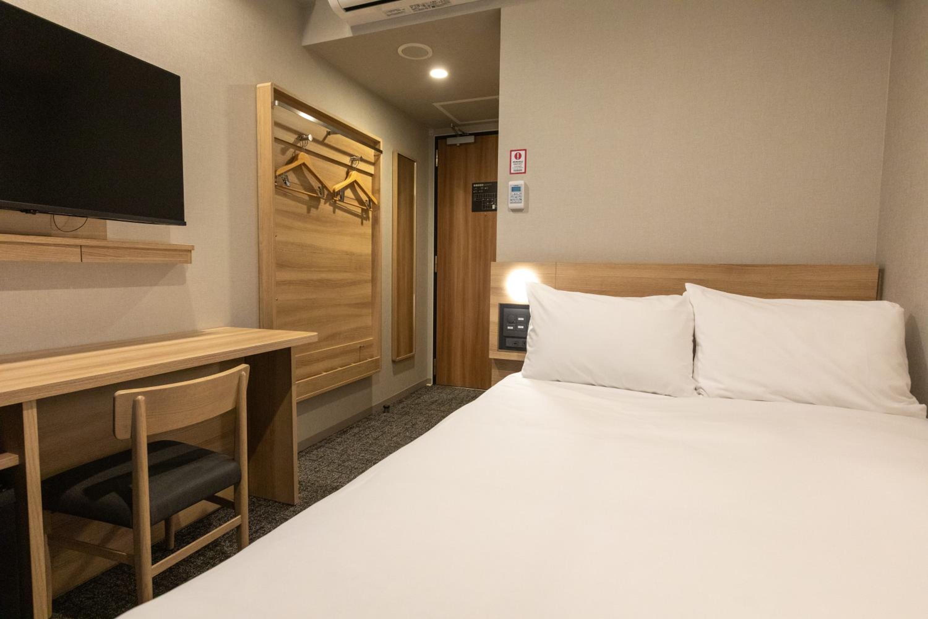 Renovated, Semi Room, Single, Semi Double Bed