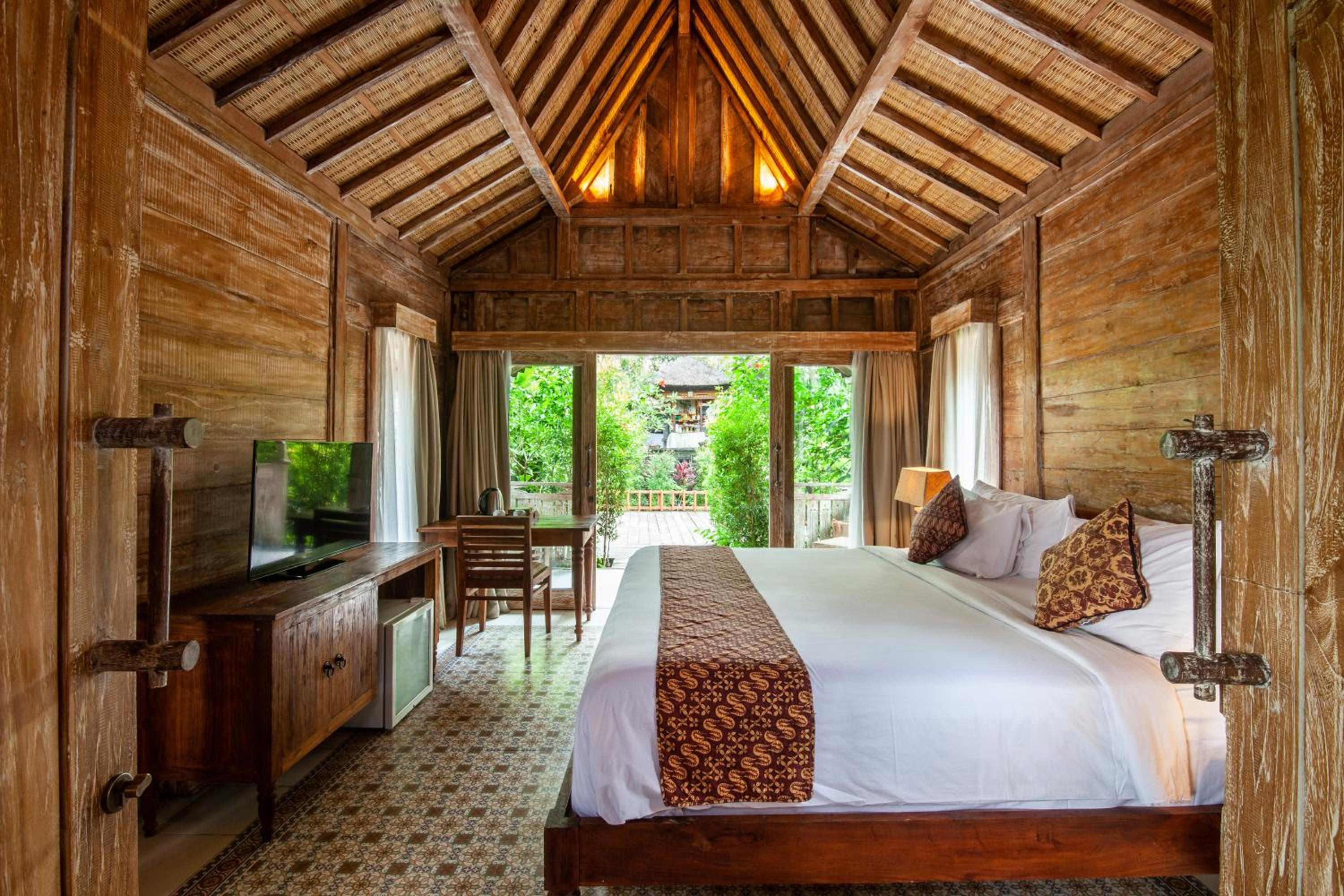Outpost Ubud Bungalows 6/13