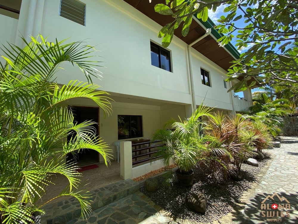 Alona Swiss Resort 52/60