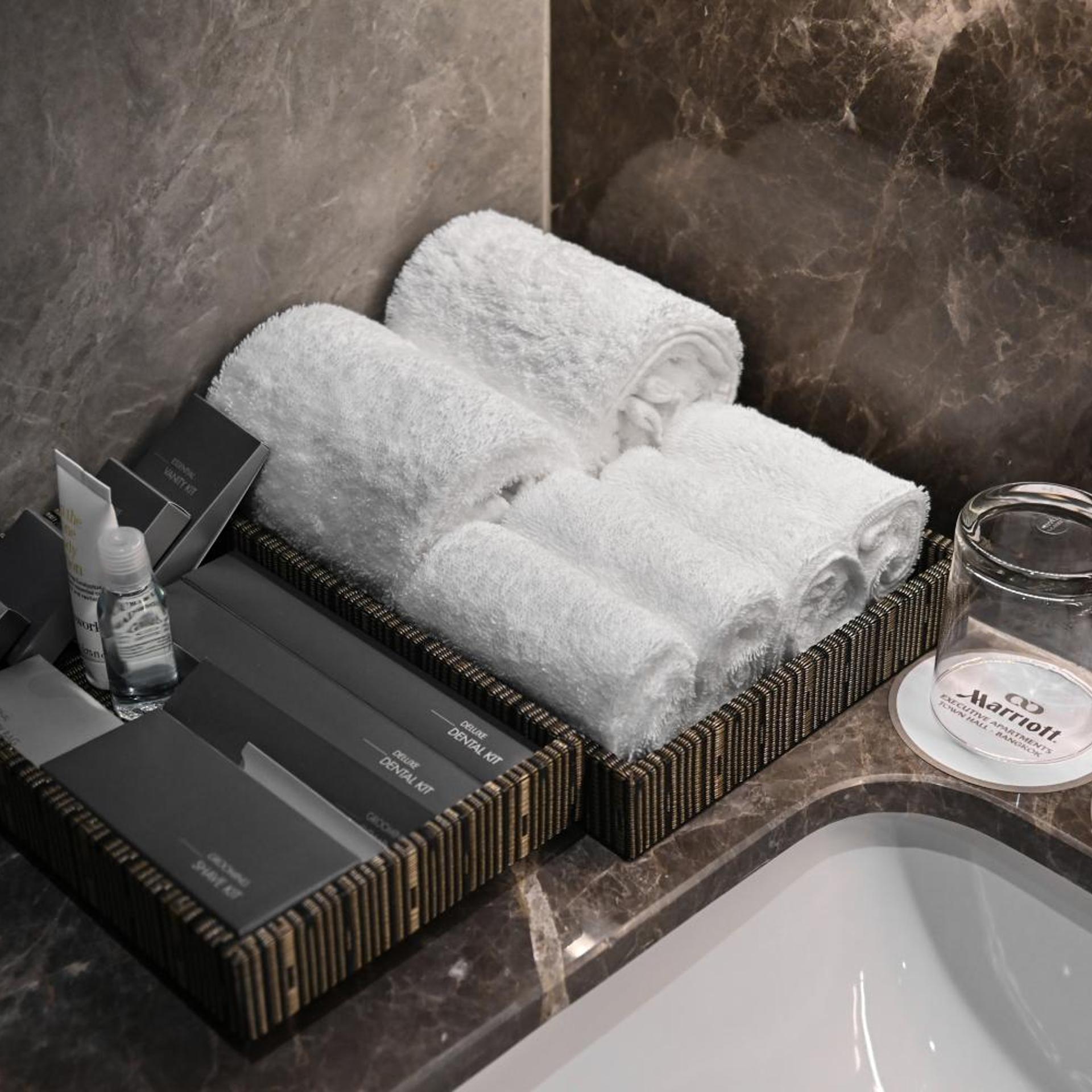 استوديو بريميير بسرير كينج بإطلالة على المدينة في طابق مرتفع، Marriott Executive Apartments, Bangkok Townhall Sukhumvit 3/3