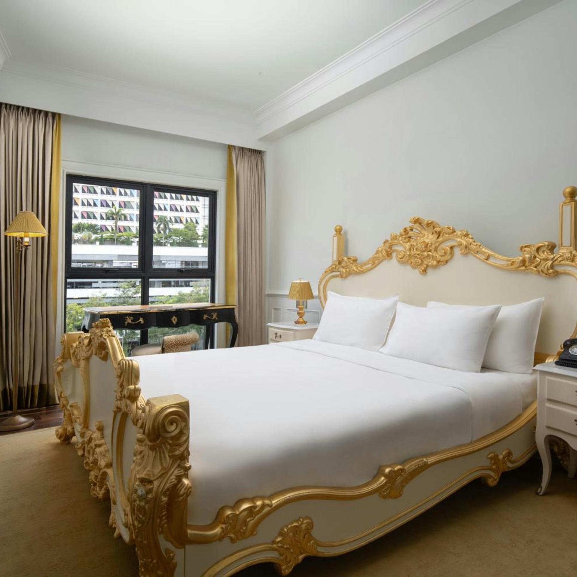 Prince, Royal, King Bed, Club Lounge Access