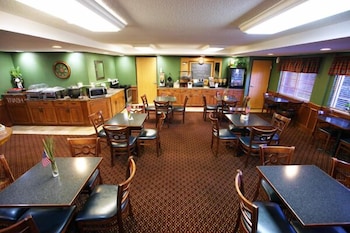 AmericInn by Wyndham McAlester 15/17